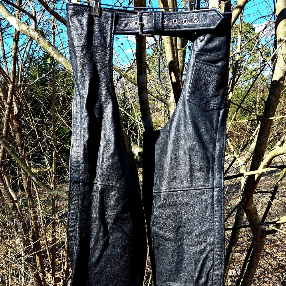 "First" Genuine Leather Chaps - Black L (unisex)